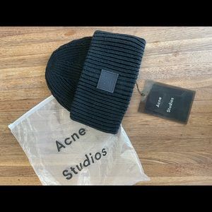 ACNE Studios Black Wool Toque Fisherman Hat NEW
